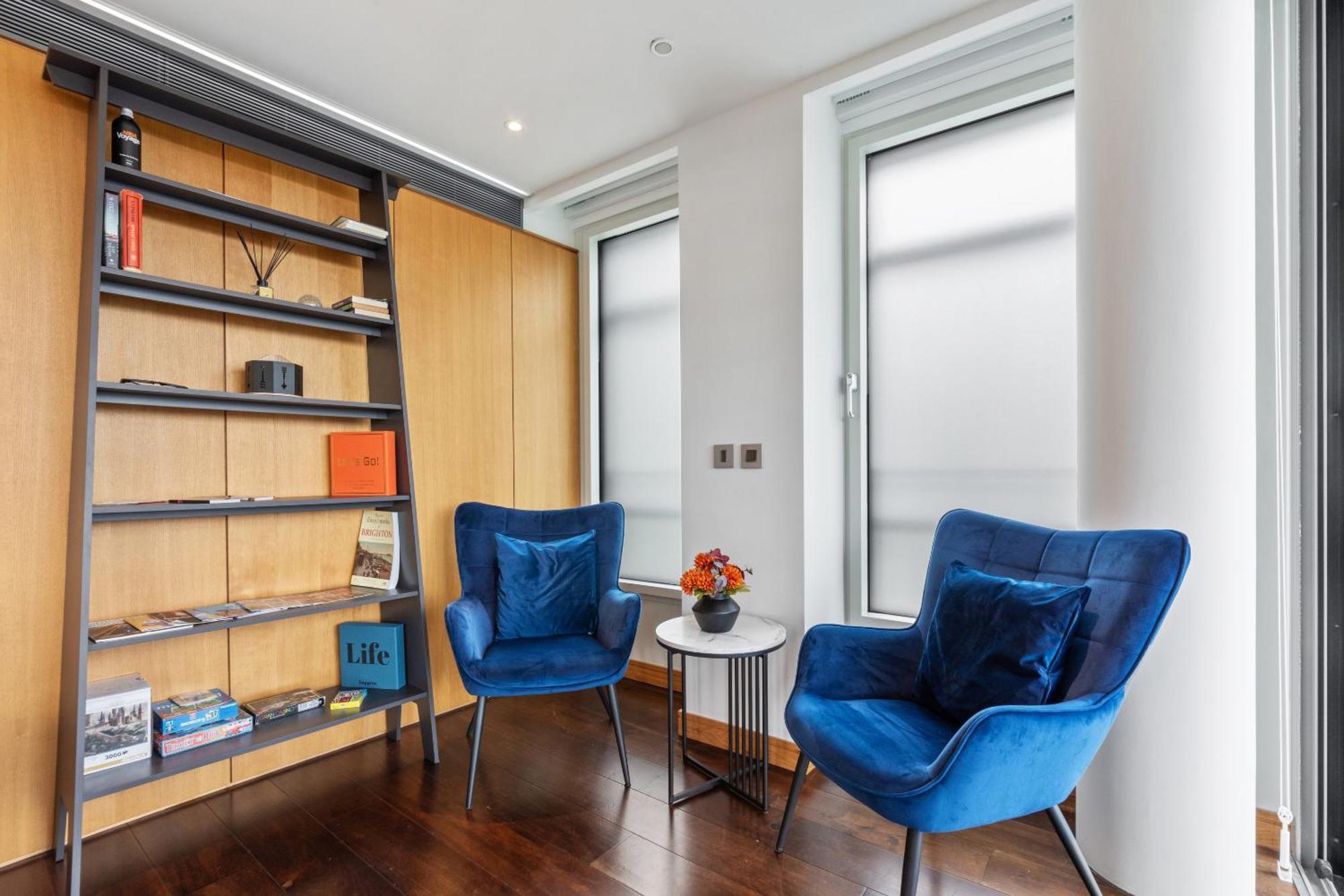 Appartamento 3bed 3bath With 2xbalconies In Londra
