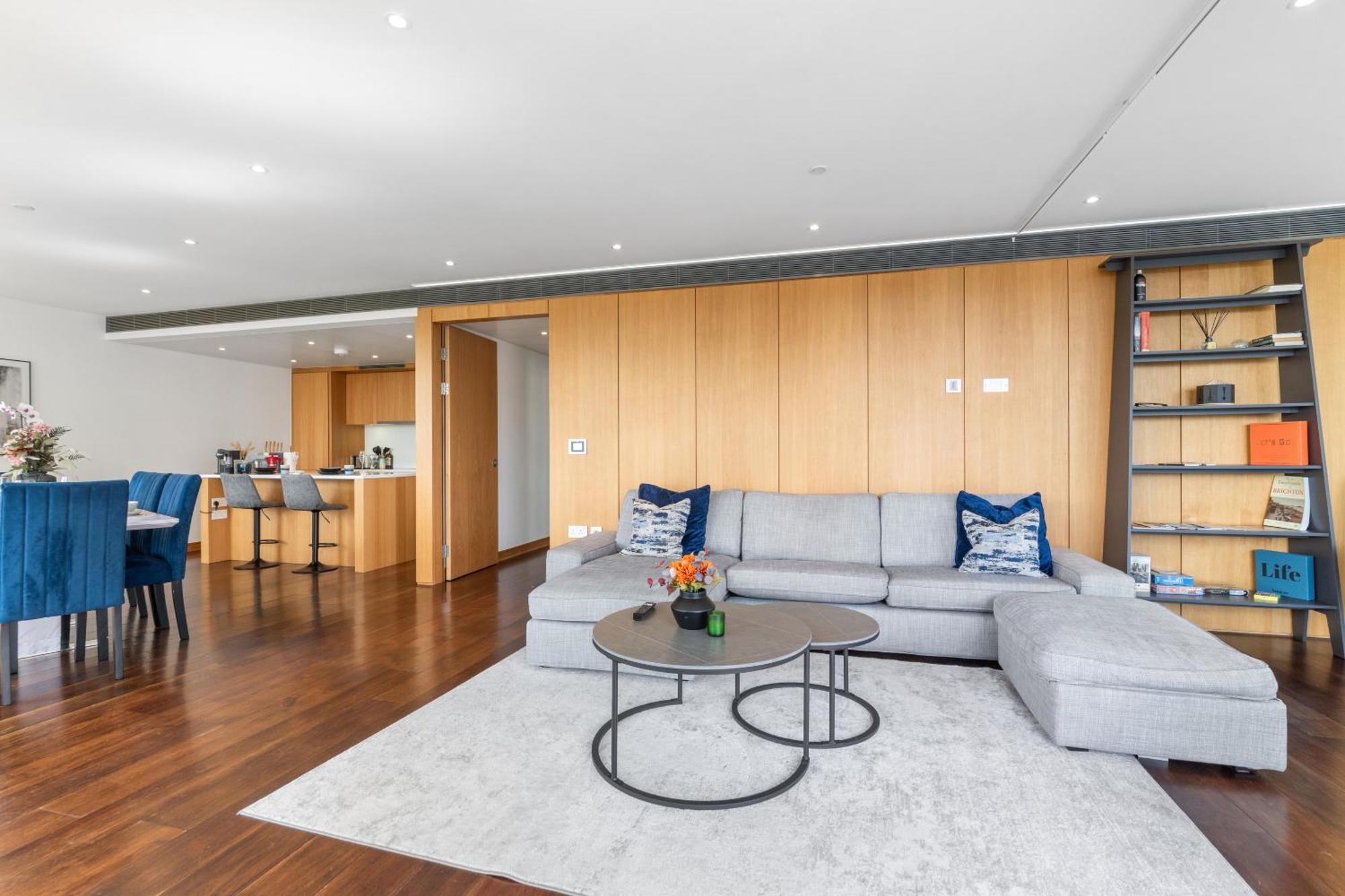 Appartamento 3bed 3bath With 2xbalconies In Londra